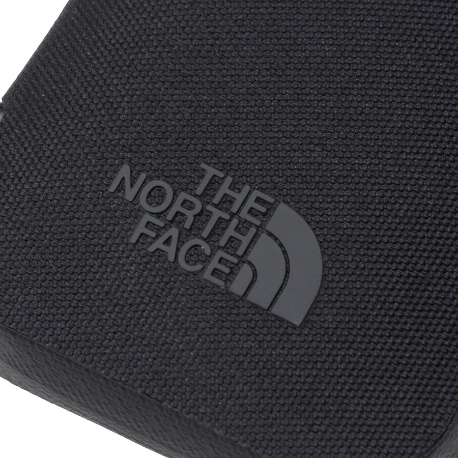 THE NORTH FACE ランブルキーケース ブラック フロントロゴ詳細 NN32508