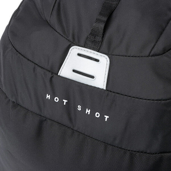 THE NORTH FACE 下部ロゴ ディテール