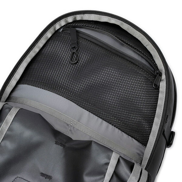 THE NORTH FACE メインポケット開閉状態