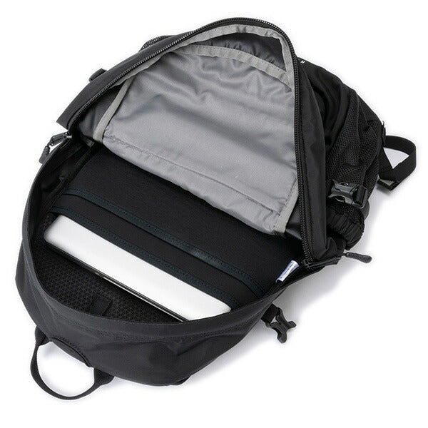 THE NORTH FACE ノートPC収納イメージ